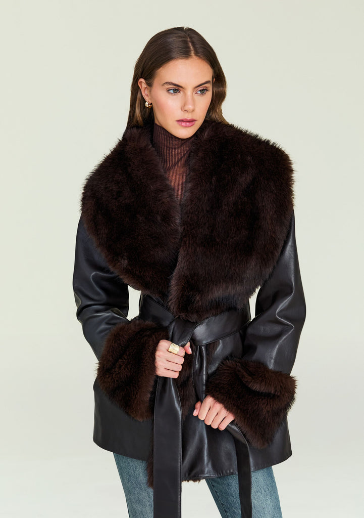 Ecommerce_Crop-25-10-