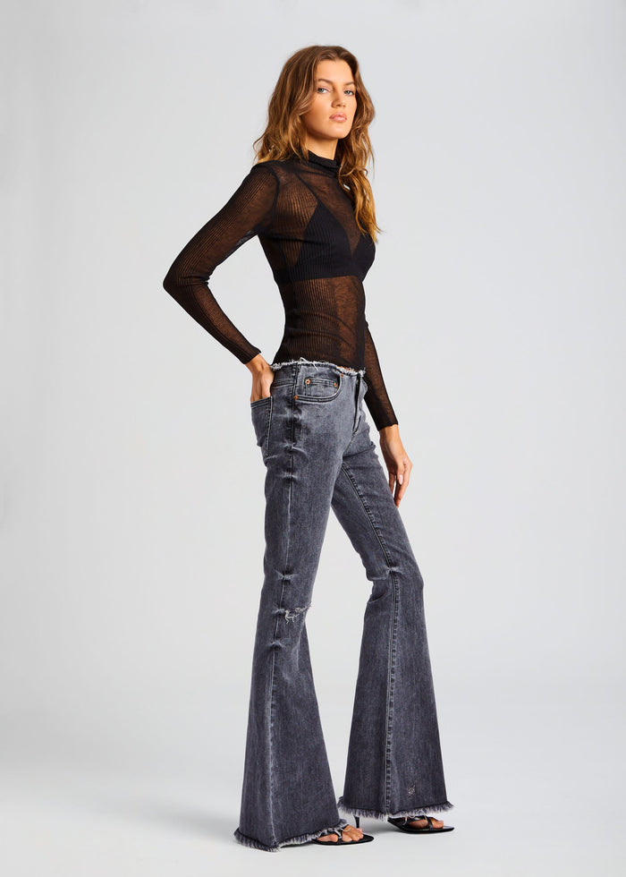 Izzi Low-Rise Jean