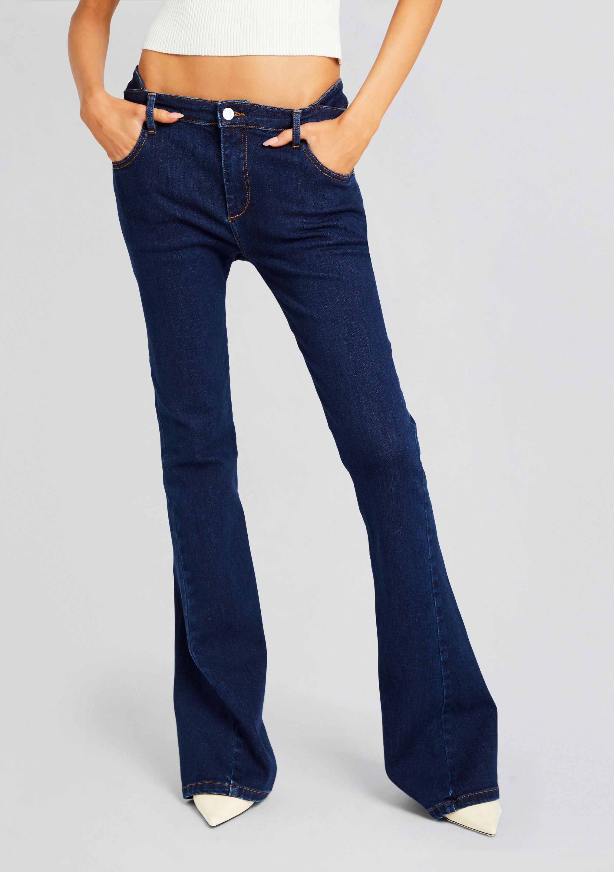 Trisha Flare Pant – SER.O.YA