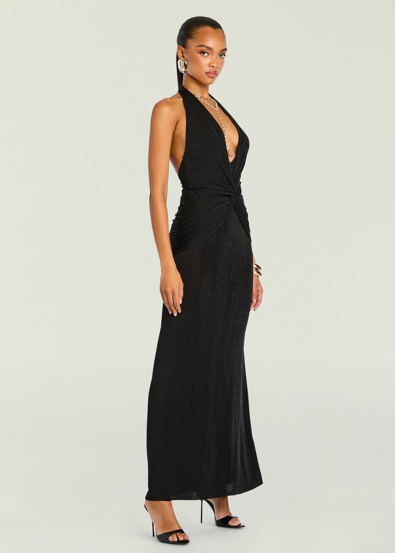 SEROYA Mada Maxi Dress in Black - size L SEROYA Mada Maxi Dress in Black - size L