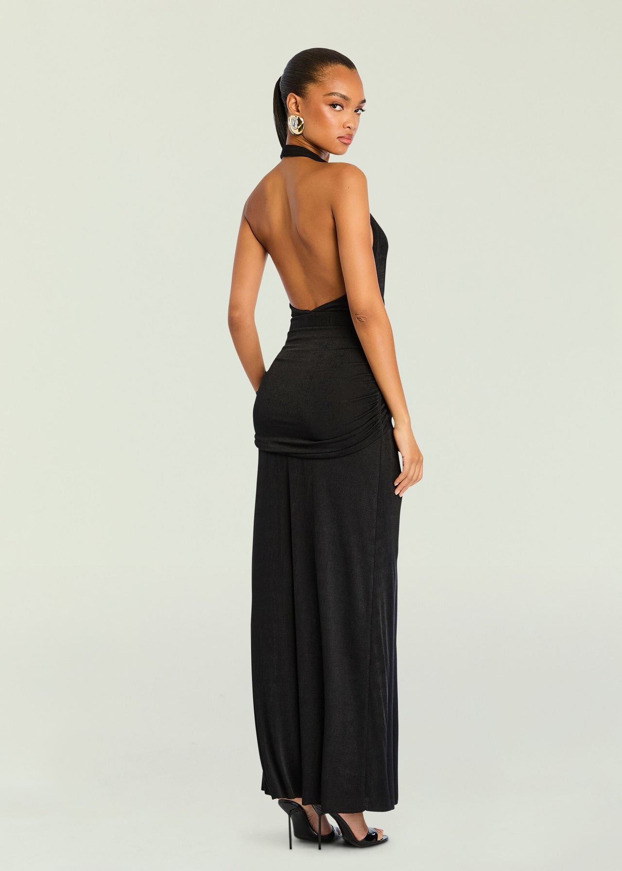SEROYA Mada Maxi Dress in Black - size L SEROYA Mada Maxi Dress in Black - size L
