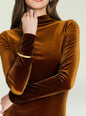 She thumbnail image 2 of 5