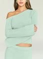 She thumbnail image 3 of 5