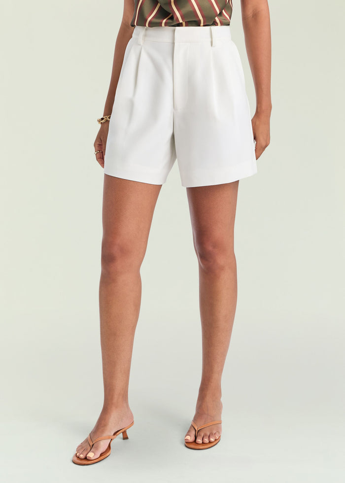 Elara Short