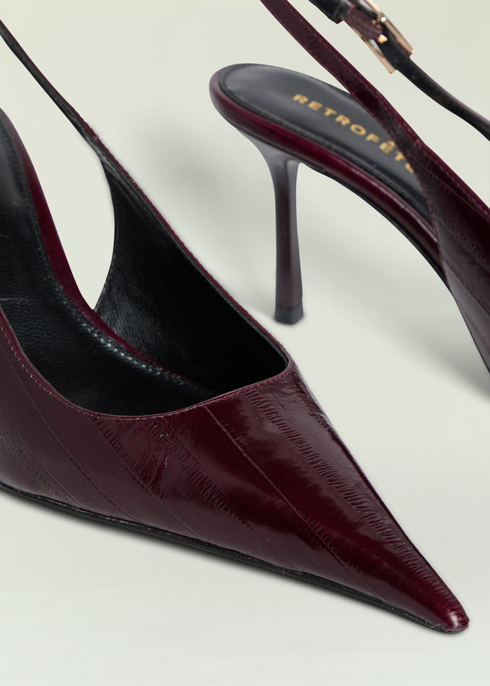 Christine Slingback image 2 of 4