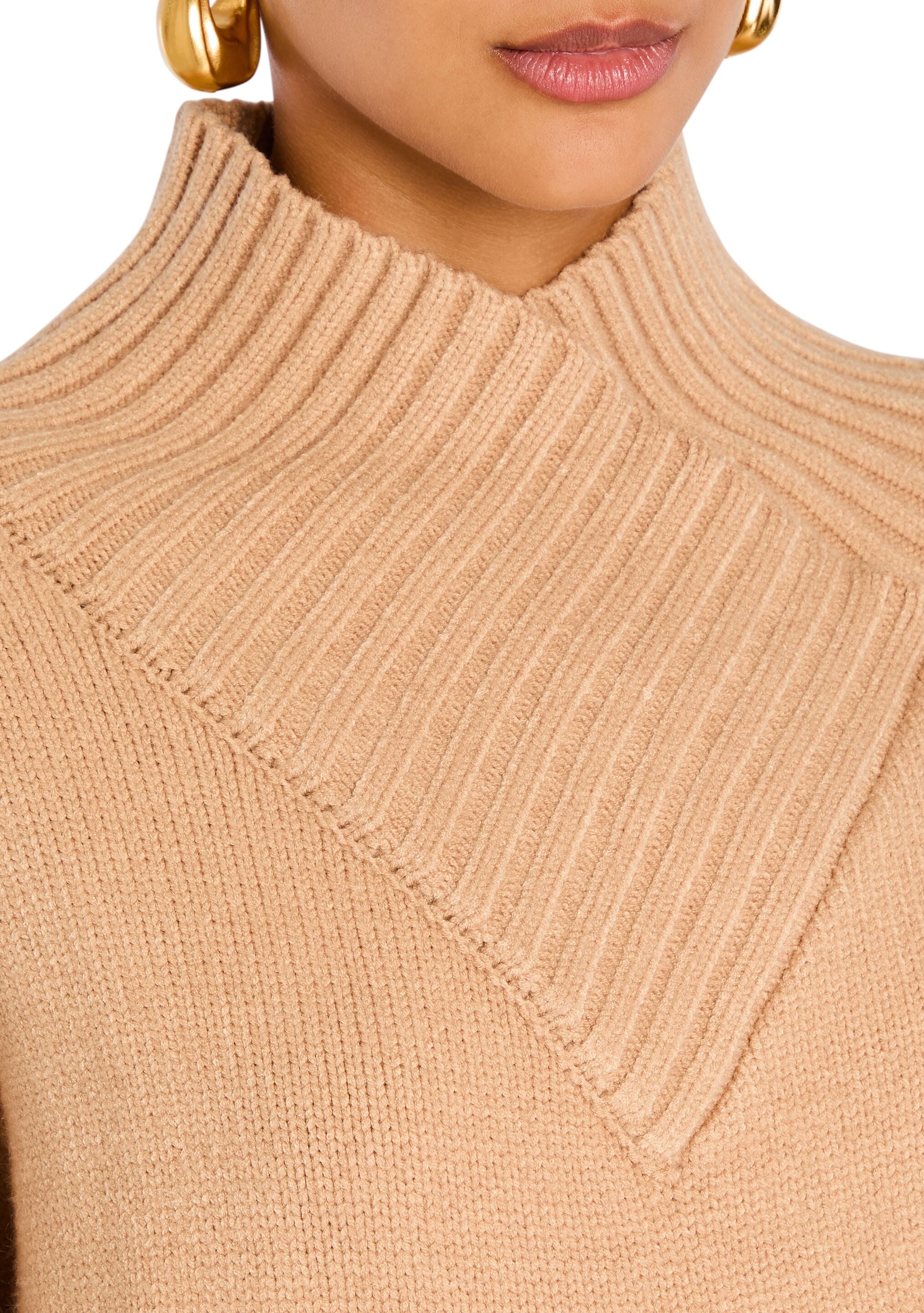 Dessa Chunky Knit Sweater – SER.O.YA