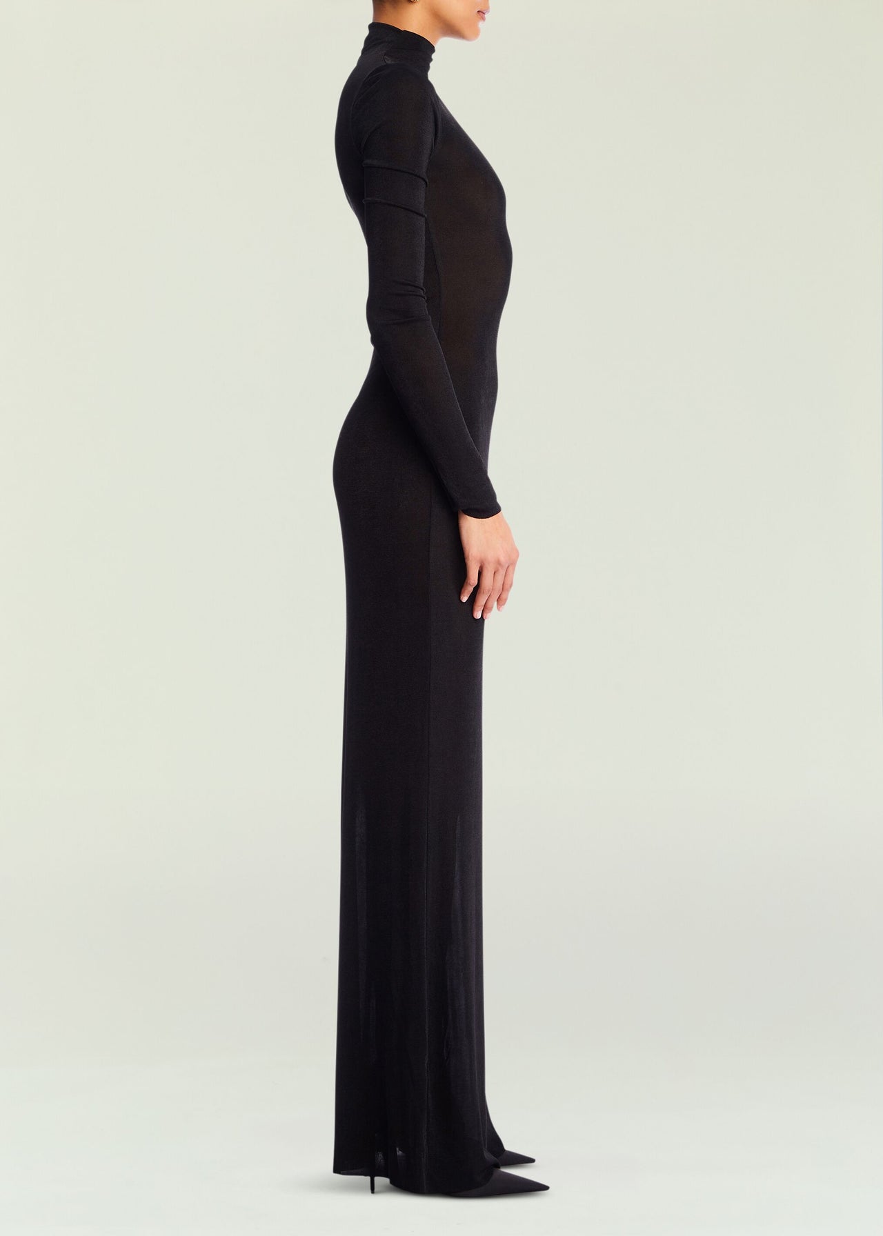 Seroya Kim Maxi Dress in BLACK. Size Xs Seroya Kim Maxi Dress in BLACK. Size Xs