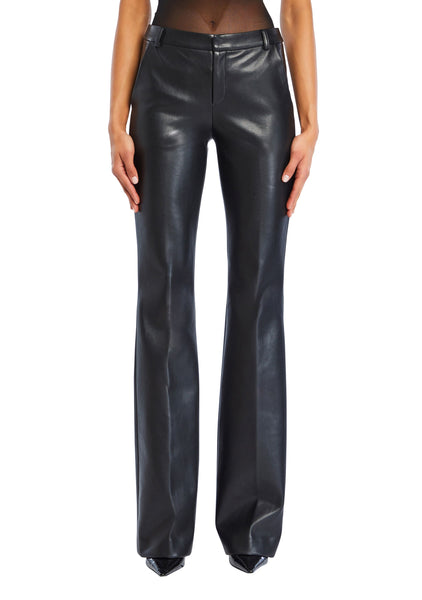 Ecommerce_Crop-