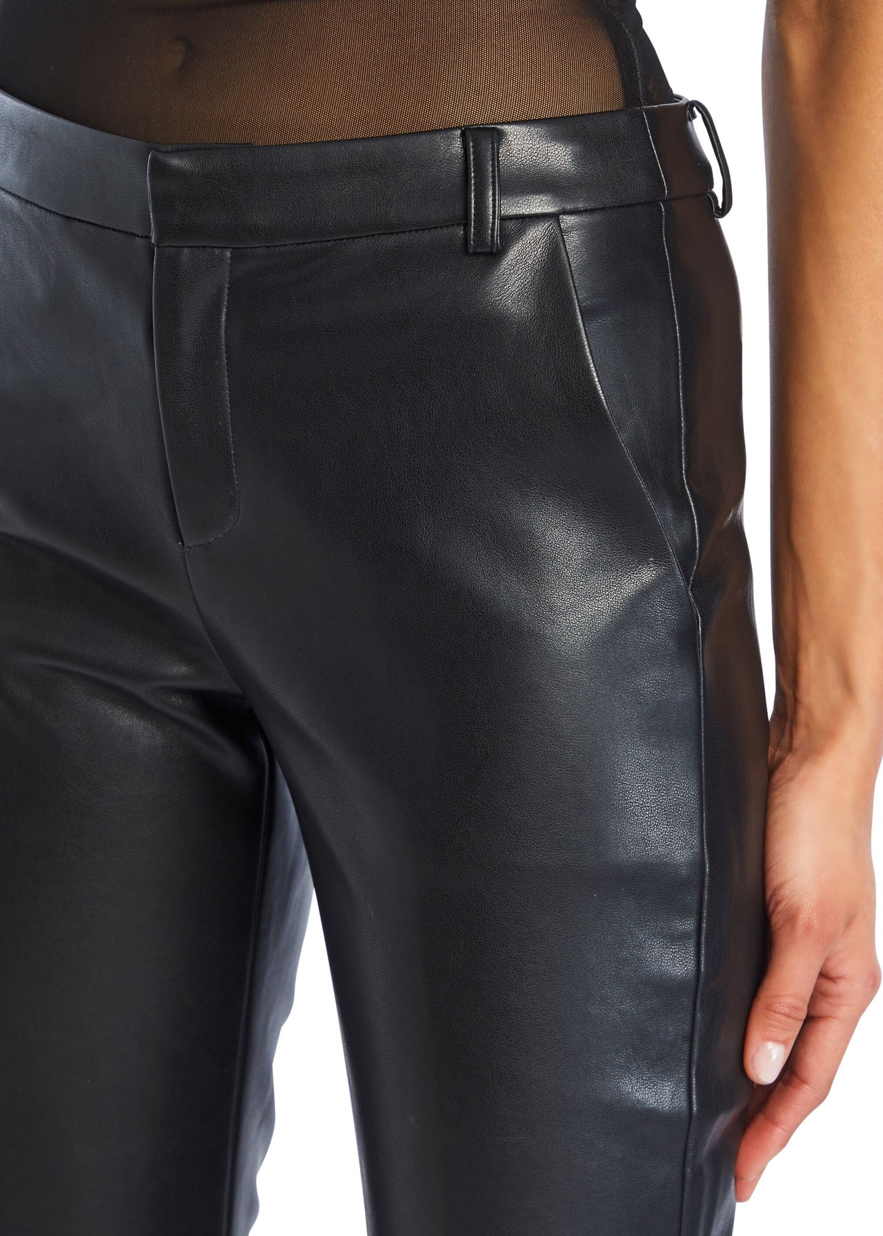 Ronja Vegan Leather Trouser – SEROYA