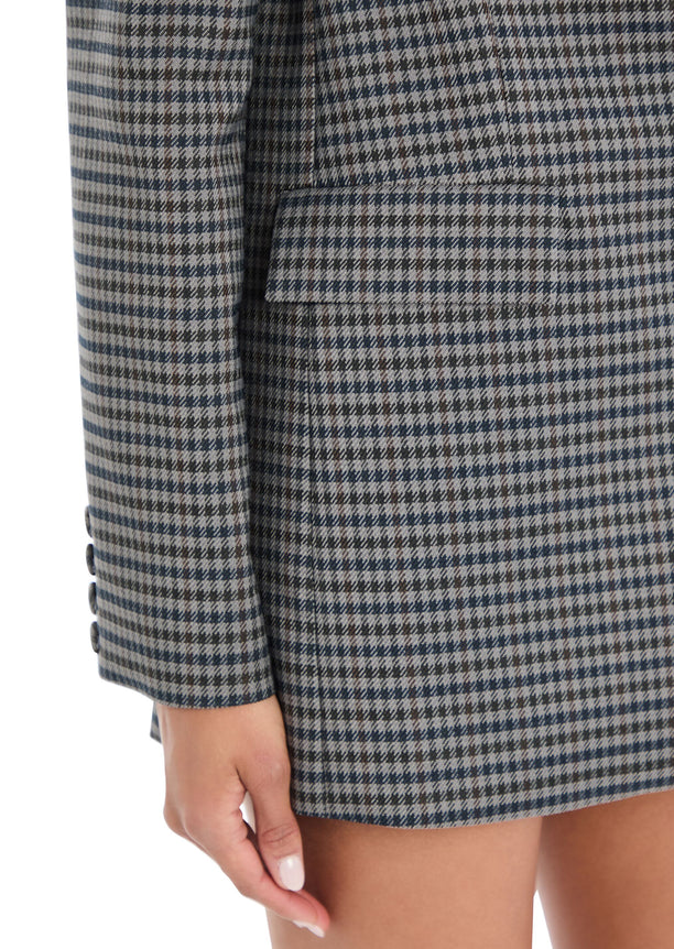 Walter Blazer view 2