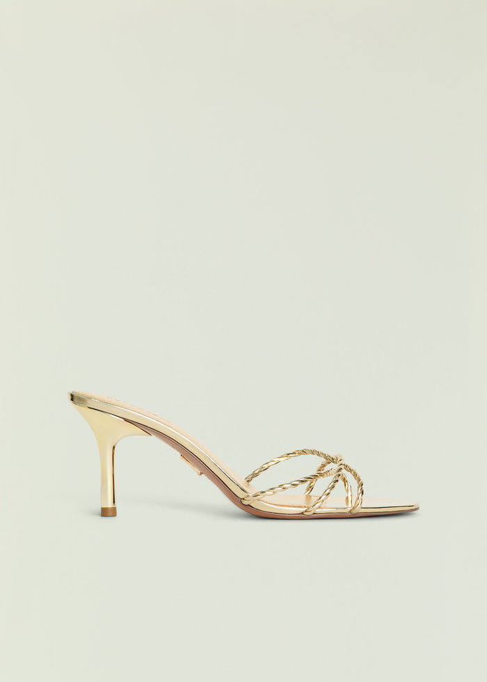 Karolina Sandal