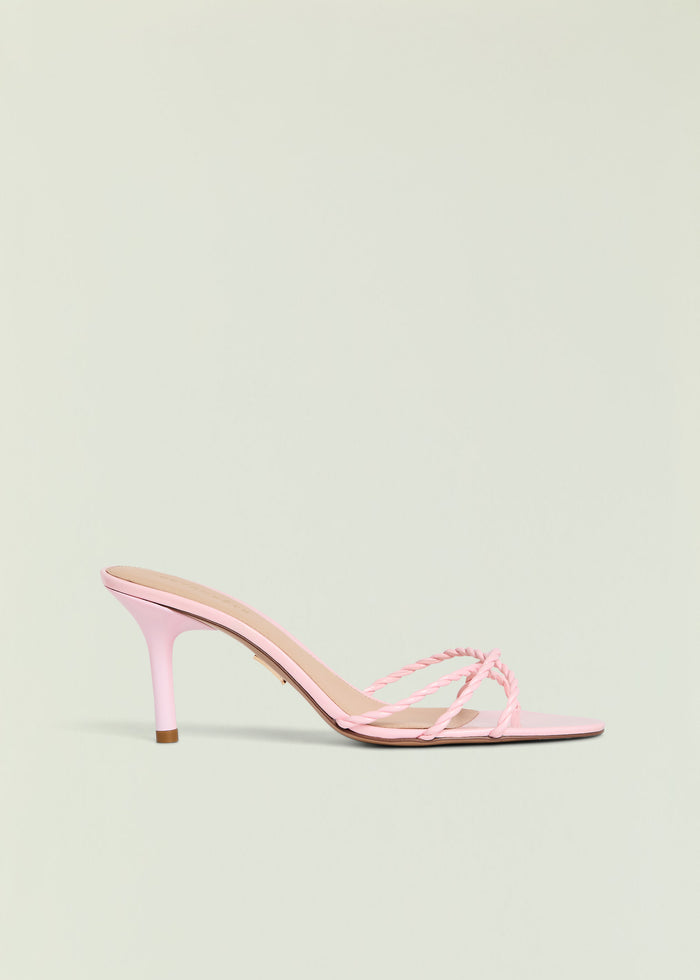 Karolina Sandal