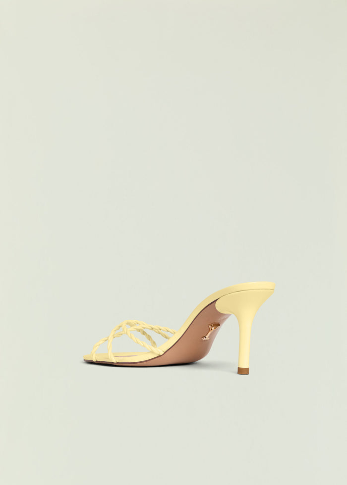 Karolina Sandal