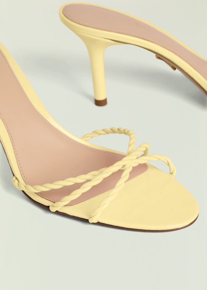 Karolina Sandal