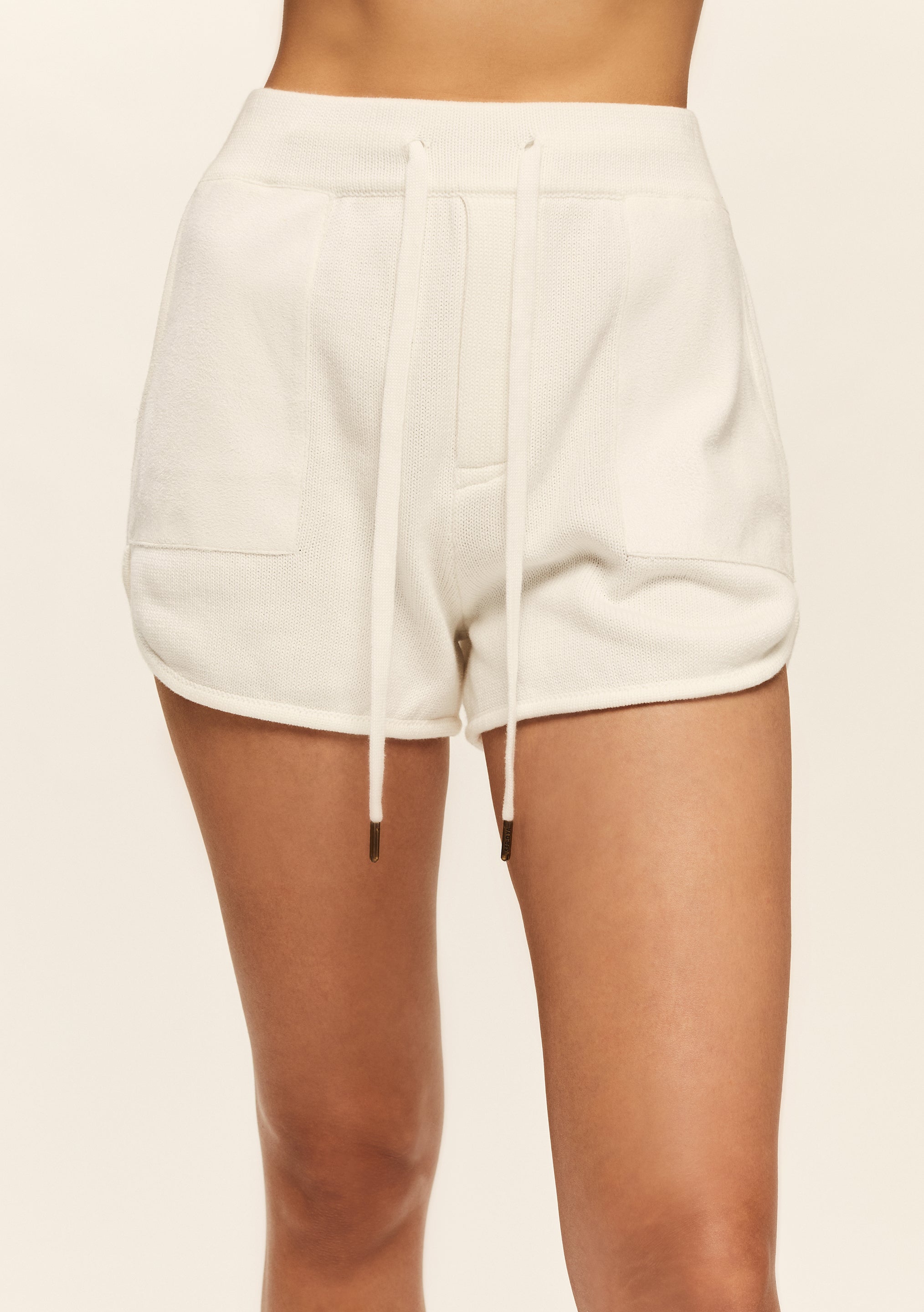 Sasha Short – SER.O.YA