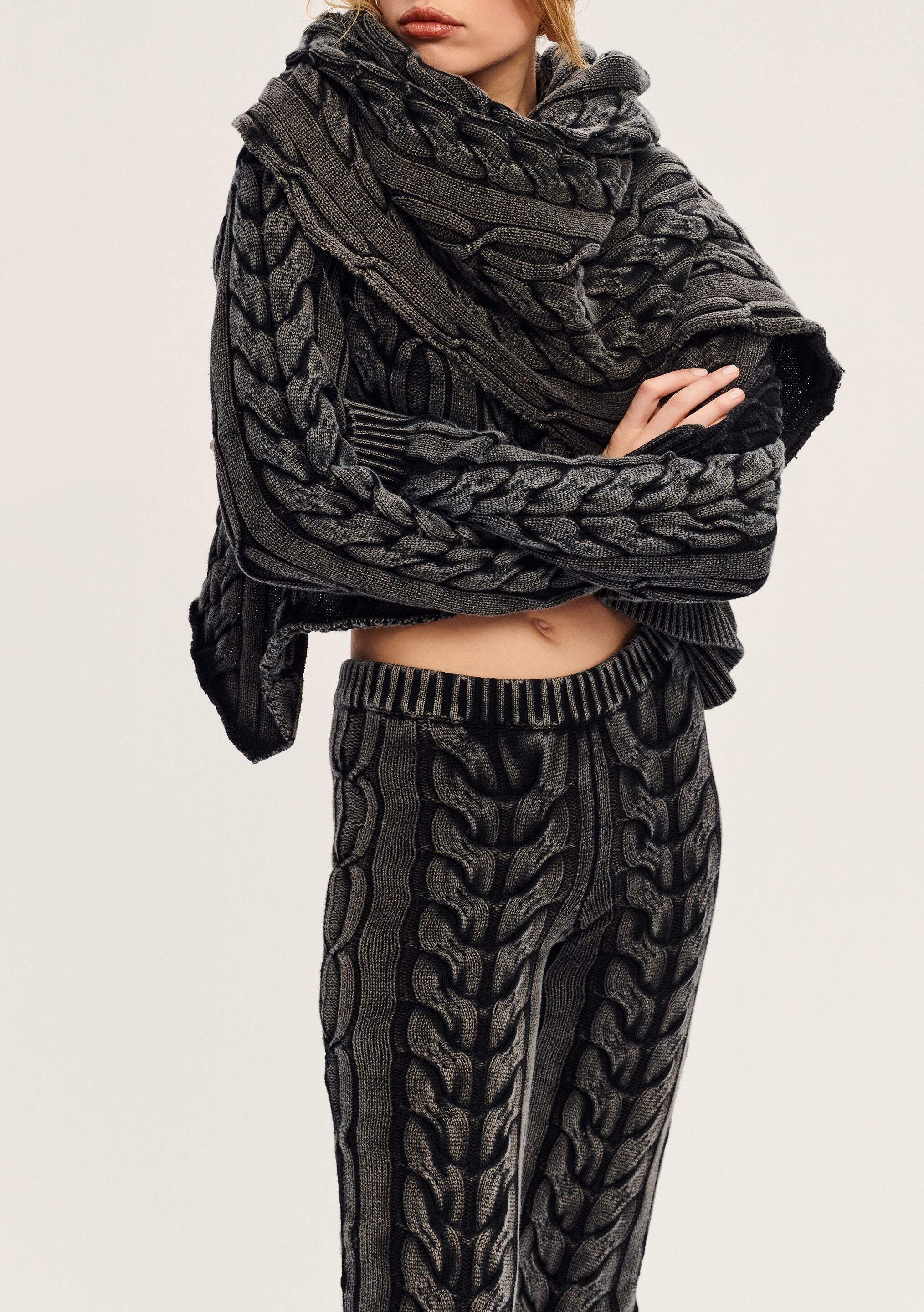 Blanket Cable Knit Scarf SEROYA NYC